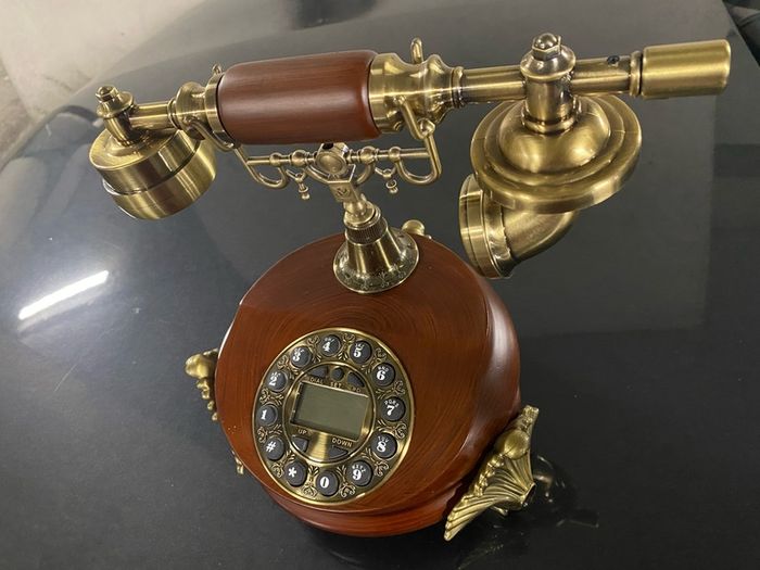 Telephone