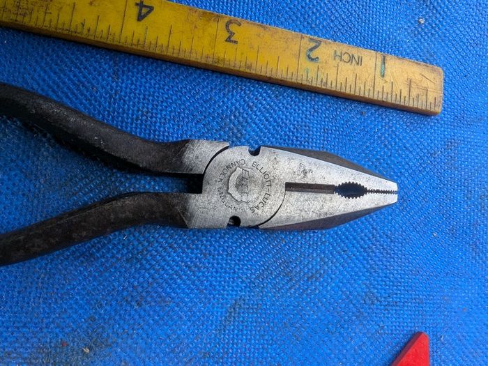 2 Pliers by Elliot Lucas