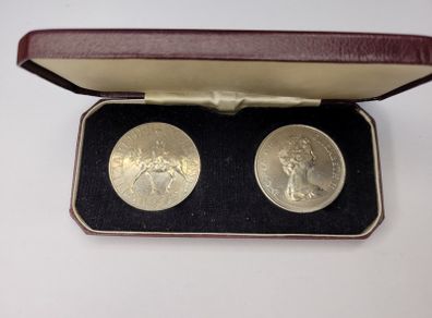 Uk Commemorative coins  1977 and 1972