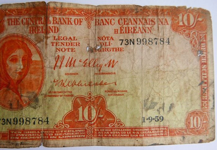 The Central Bank of Ireland, Lady Lavery, Ten Shilling