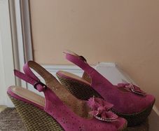 Pink Wedge Sandal, size 40