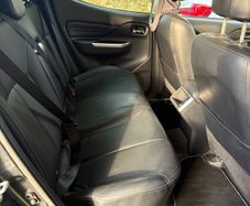 Mitsubishi L200 2021