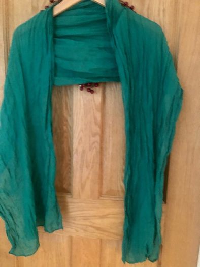 Green scarf wraparound