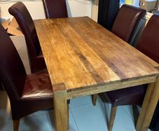 Table & Chairs
