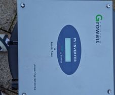 solar inverter (broken for parts only)