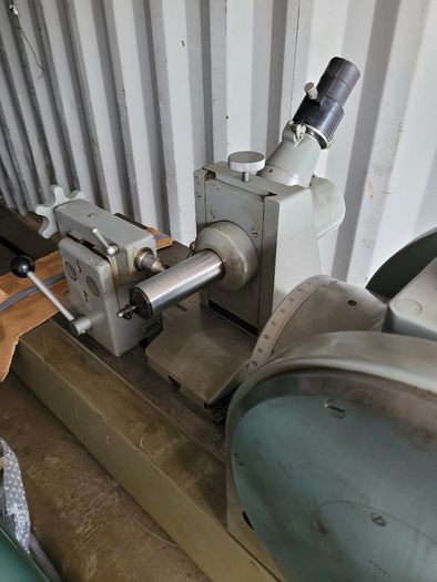 Leitz optical dividing head
