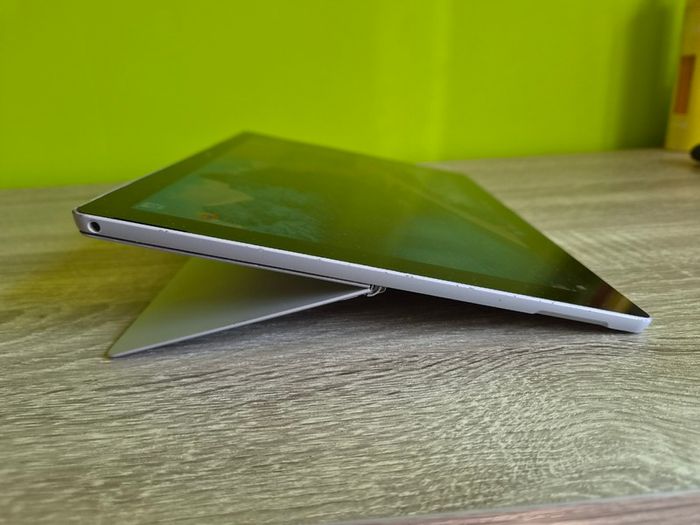Microsoft Surface Pro 6