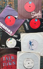 The Pretenders 7 singles in vg+ condition. 3 euros each or all 7 for 17 euros