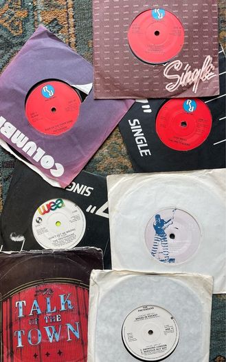 The Pretenders 7 singles in vg+ condition. 3 euros each or all 7 for 17 euros