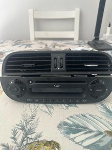 Original Fiat 500 car stereo