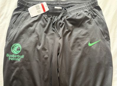 Official Basketball Ireland Ladies Black Joggers (size L) - brand new