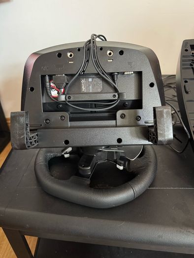 Logitech G920 Driving Force Racing Wheel & Pedals Like New