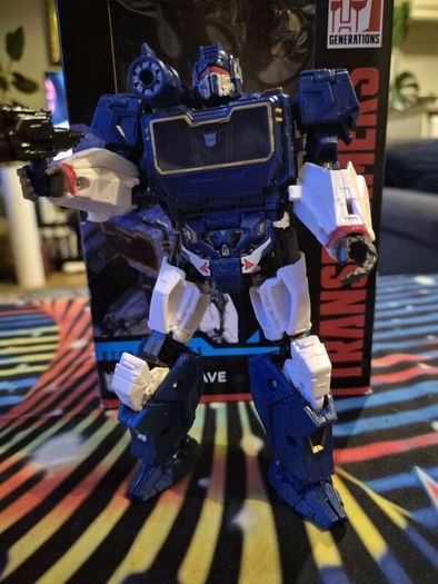 Transformers Studio Series 83 Bumblebee Movie Voyager Decepticon Soundwave Action Figure