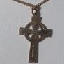 9 carat gold pendant and chain Image 3