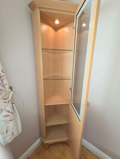 Display cabinet