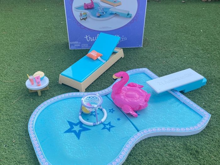 American Girl Doll The Dive into Fun Pool Set is a Truly Me accessory set