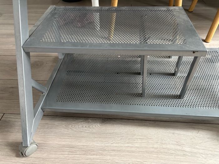 desk