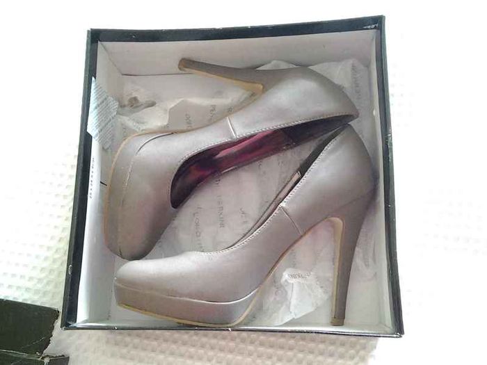 Dorothy Perkins Stone Grey High Heels - Size 4