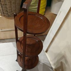 Edwardian cake / plant stand