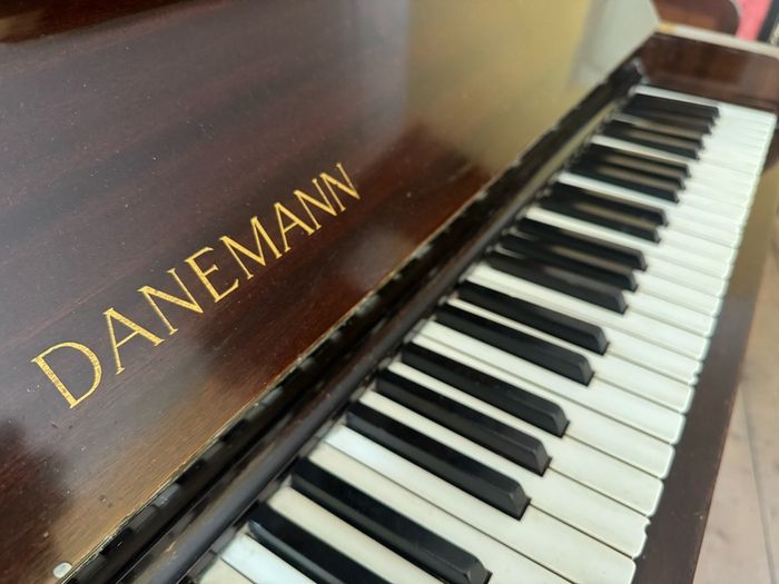 upright piano FREE