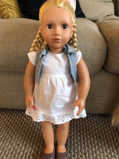Huge Our Generation Doll Bundle, 2 Dolls, Bed, Salon Chair, Clothes & Accessories