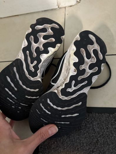 Nike react runners size 2.5