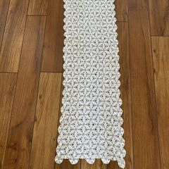 Vintage table runner