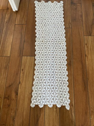 Vintage table runner