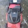 Briggs and Stratton self drive lawnmower Image 5