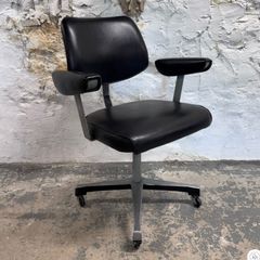 Tan-sad "clifton" Executive Office Chair