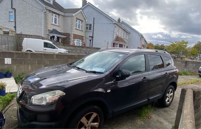 2010 Nissan Qashqai +2