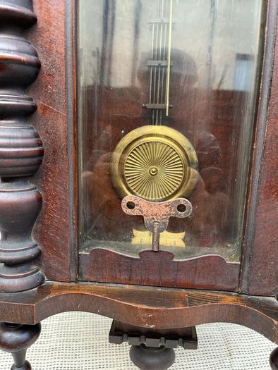 antique wall clocks