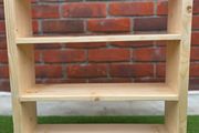 Small item/figurines/toys shelf