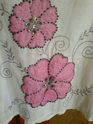 White dressy long sleeve top Size 8/10