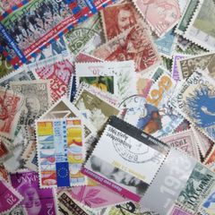 1 Kg. + of Used Worldwide Stamps - All off paper : 12,000 - 15,000 Stamps