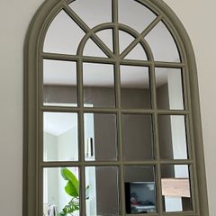 Mirror window