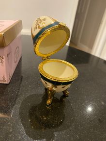 Porcelain Collectable egg leonardo collection