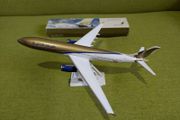 Gulf Air 1:200 scale model airplane, Airbus A330 aircraft