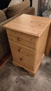 bed side locker