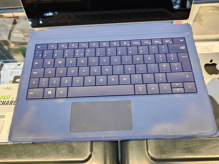 Microsoft Surface Pro 3 12inch i5-4300U 8GB RAM 256GB SSD Windows 10 Pro Touch