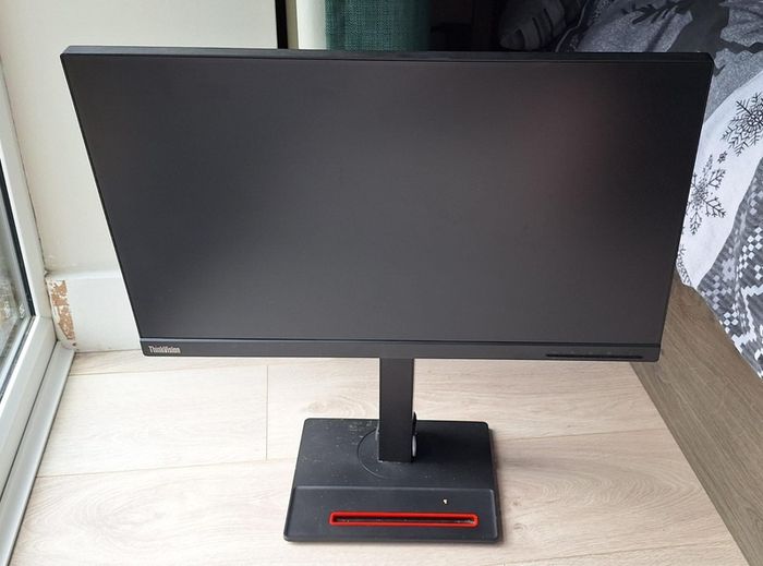 Lenovo think vision monitor