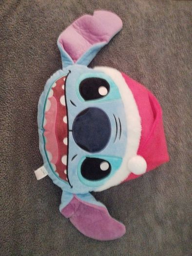 Stitch Christmas cushion