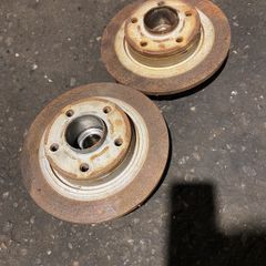Renault Trafic Vivaro Primastar 2.0 07 - 14 Rear Discs with bearing