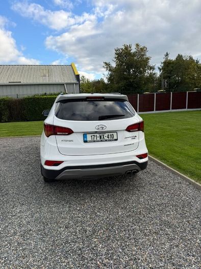 Hyundai Santa Fe 2017