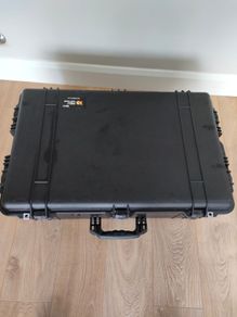 Peli 1650 electronics/camera carrier case