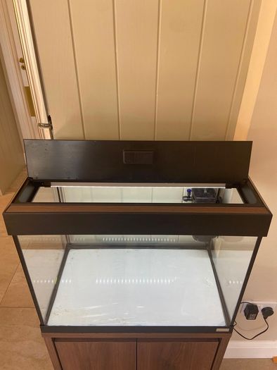 Fluval Roma 90 Aquarium and Cabinet
