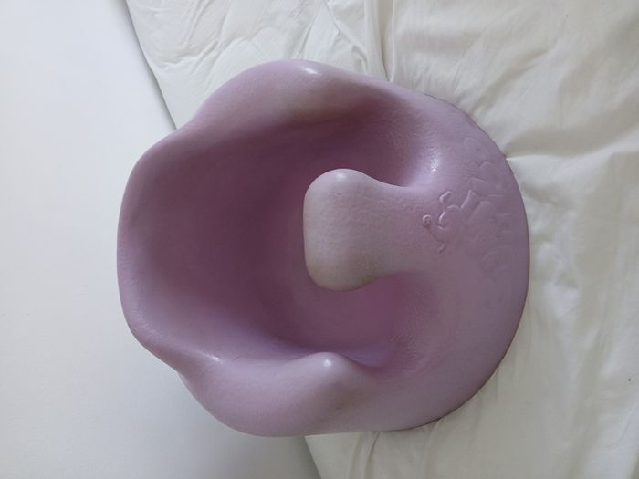 Bumbo baby seat and removable tray