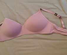 Brand new Victoria's secret bra 36DD/E80 code p75 823