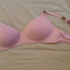 Brand new Victoria's secret bra 36DD/E80 code p75 823