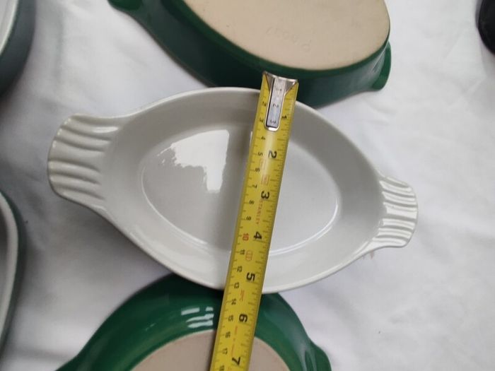 Ceramic stoneware Oven to table vintage dishes